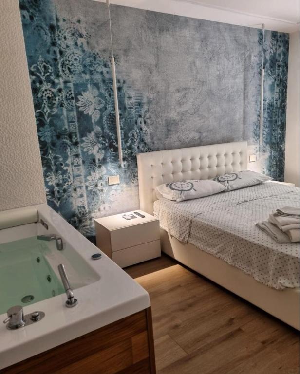 The Smerald 2 room 3